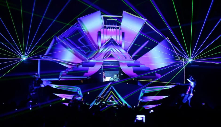 Projection mapping show